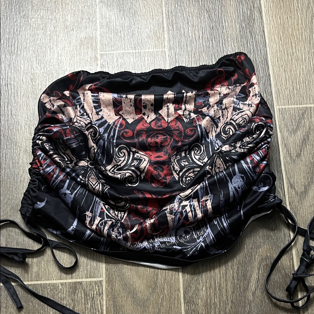 Black and Red Graphic Tube Top
